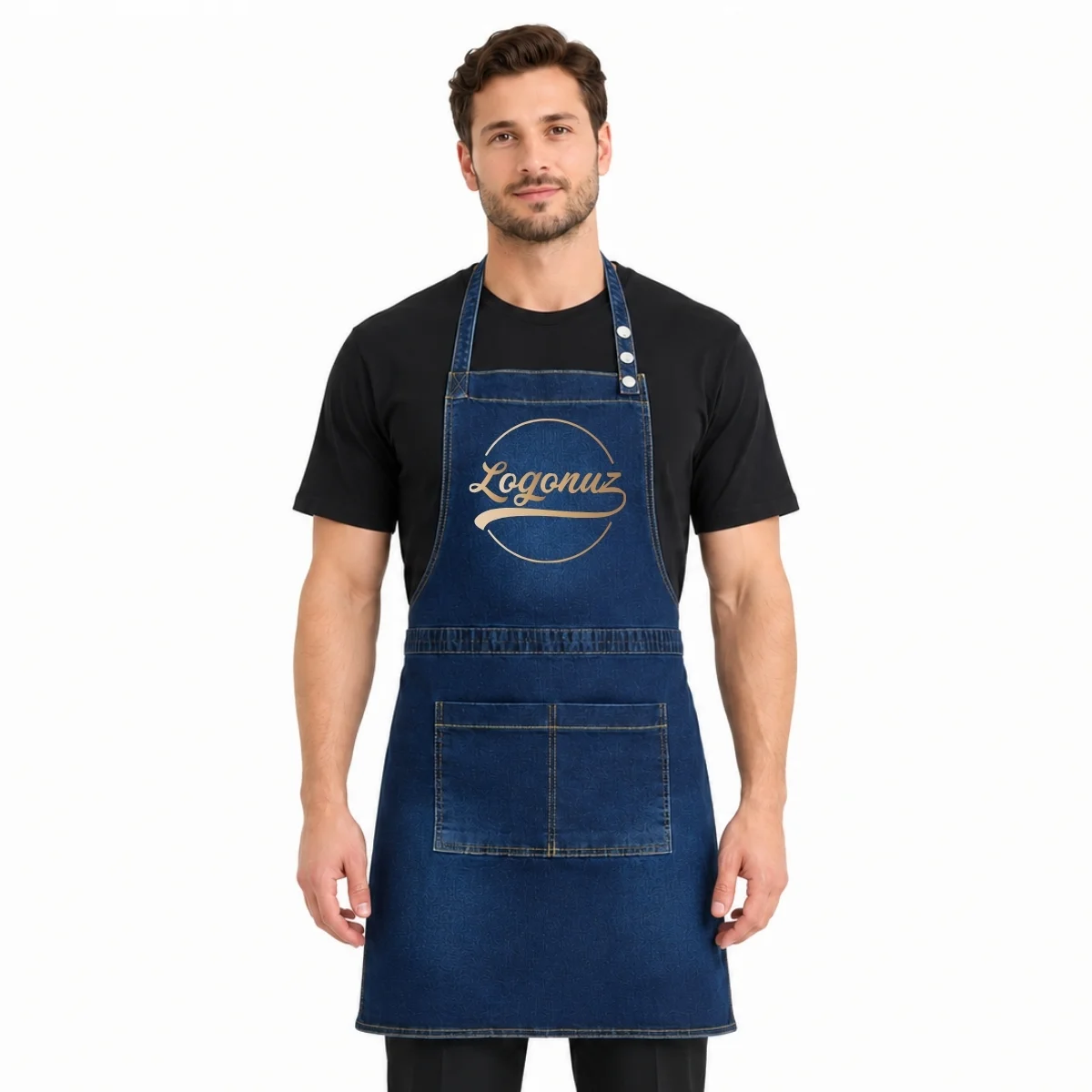Gold logo baskılı lacivert kot denim askılı cepli önlük, önden tam görünüm
